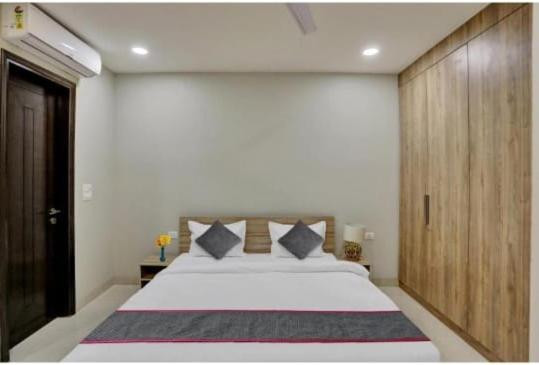 Vibe Hotel Noida Exteriér fotografie
