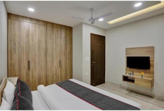 Vibe Hotel Noida Exteriér fotografie